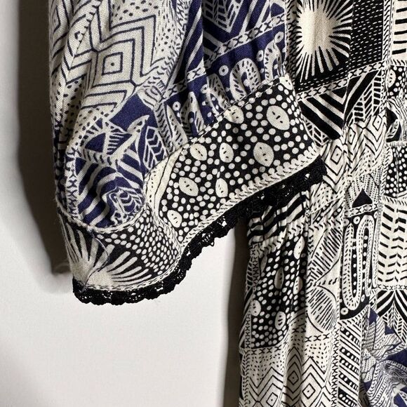 Kaitlyn Aztec Jumpsuit   - Picture 9 of 12